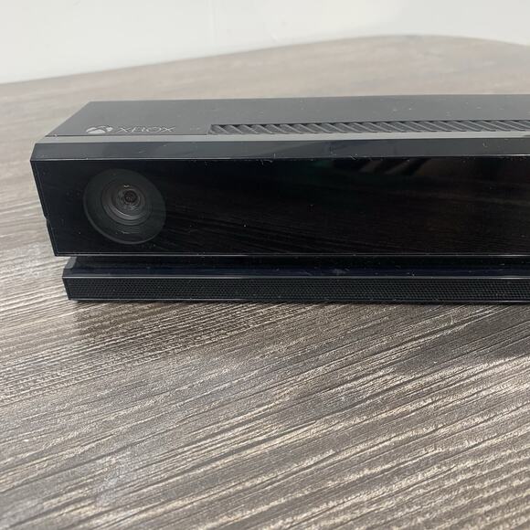 Microsoft Xbox One Kinect Camera Motion Sensor Bar Model 1520 - OEM Tested Works - Picture 2 of 7